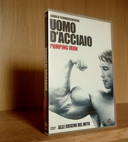 Uomo acciaio pumping iron - d'acciaio,